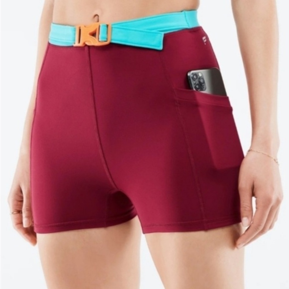 FABLETICS High-Waisted Motion365® Hike Short 3''